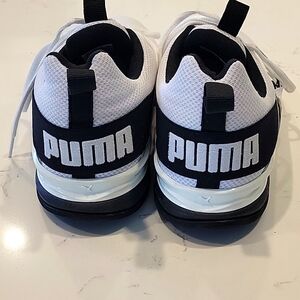 Puma Men's White and Black Athletic Shoes Sz 9.5